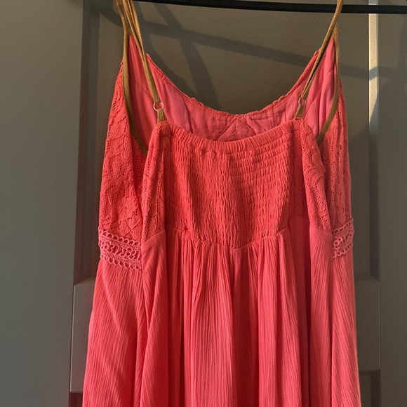 Hot pink high low dress - Picture 4 of 6